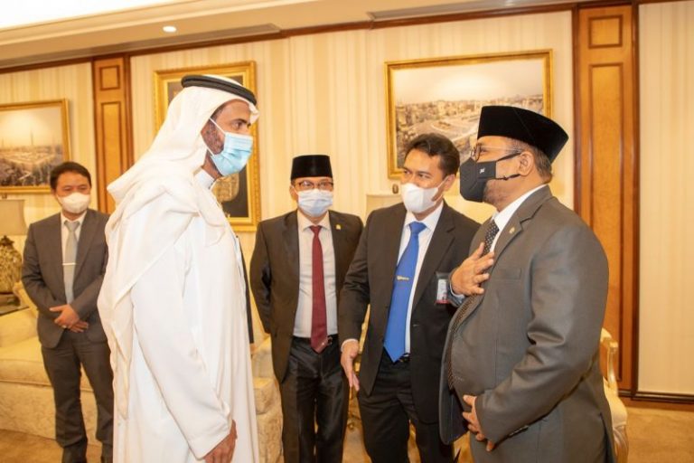 Temui Mentri Haji Arab Saudi, Indonesia Masuk Prioritas Haji dan Umroh