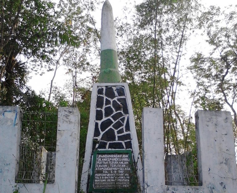 Monumen Perjuangan Tugu Atam, Jejak Pertempuran Pertama di Leuwigoong