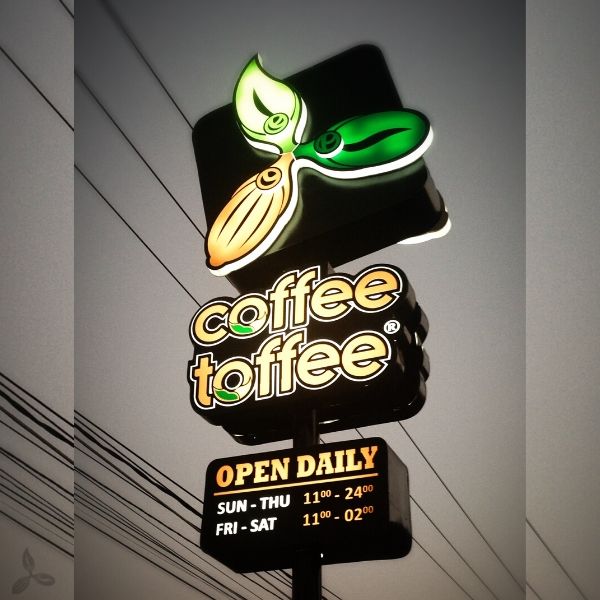 Coffee Toffee Kini Hadir di Garut, dengan Konsep Pantai Estetik yang Instagramable!