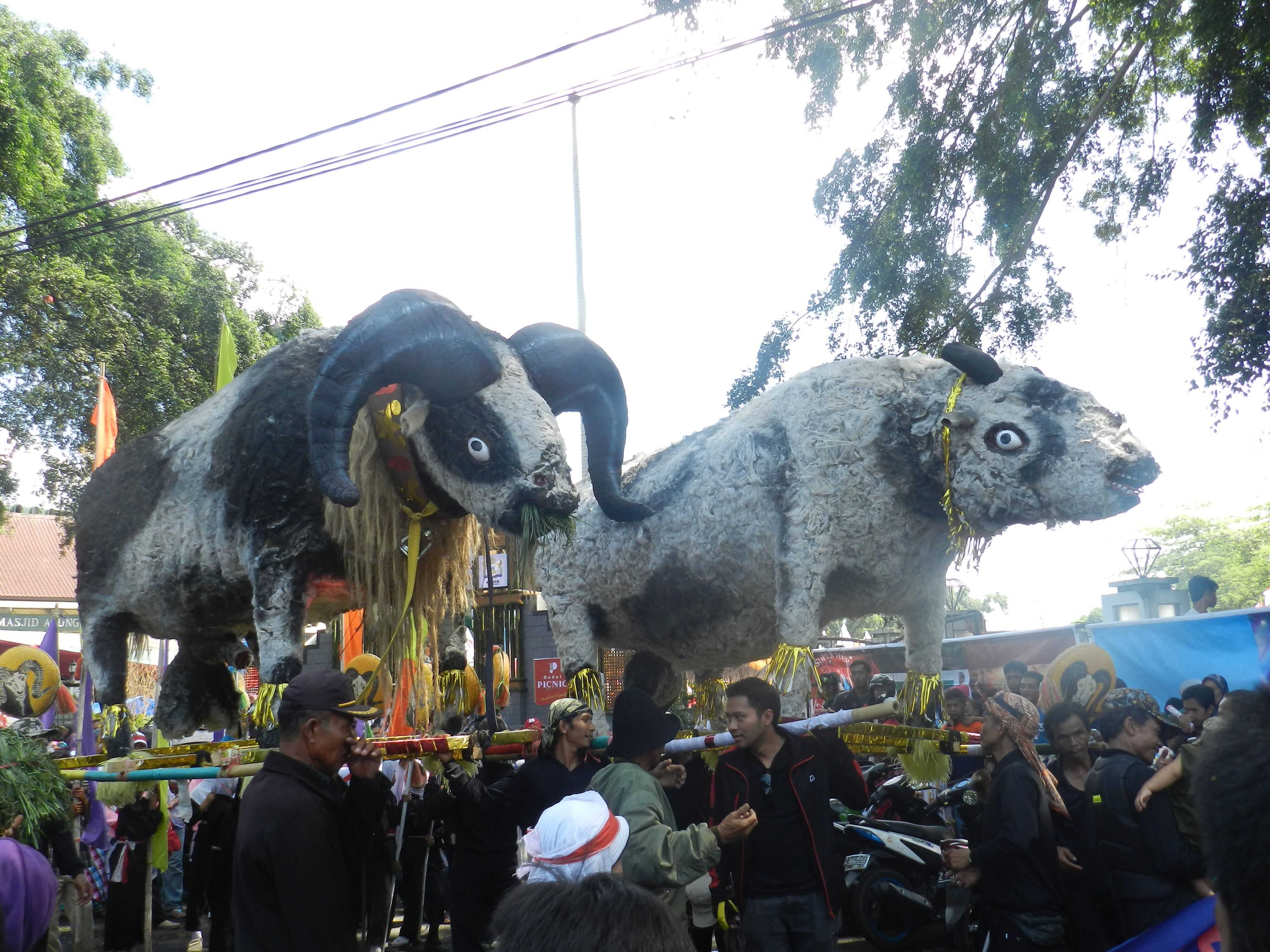Kesenian Raksa Dogar yang Lahir dari Jawara Domba "Si Naga"
