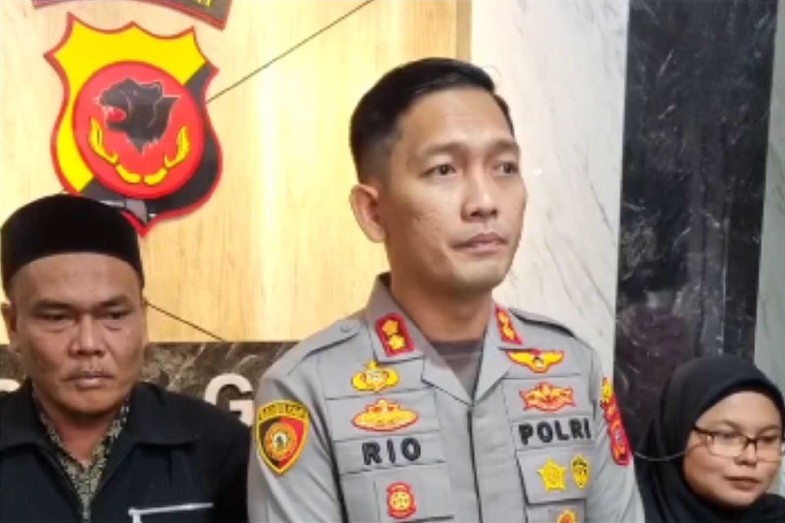 Polisi Evakuasi ODGJ, Seorang Warga Singajaya Garut ke RSJ di Bandung