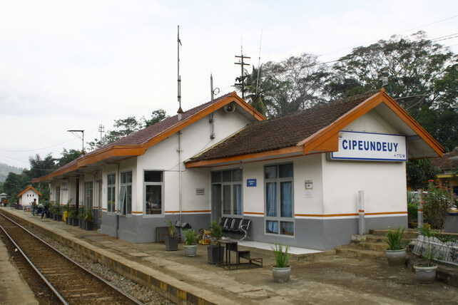 Sejarah Stasiun Cipeundeuy