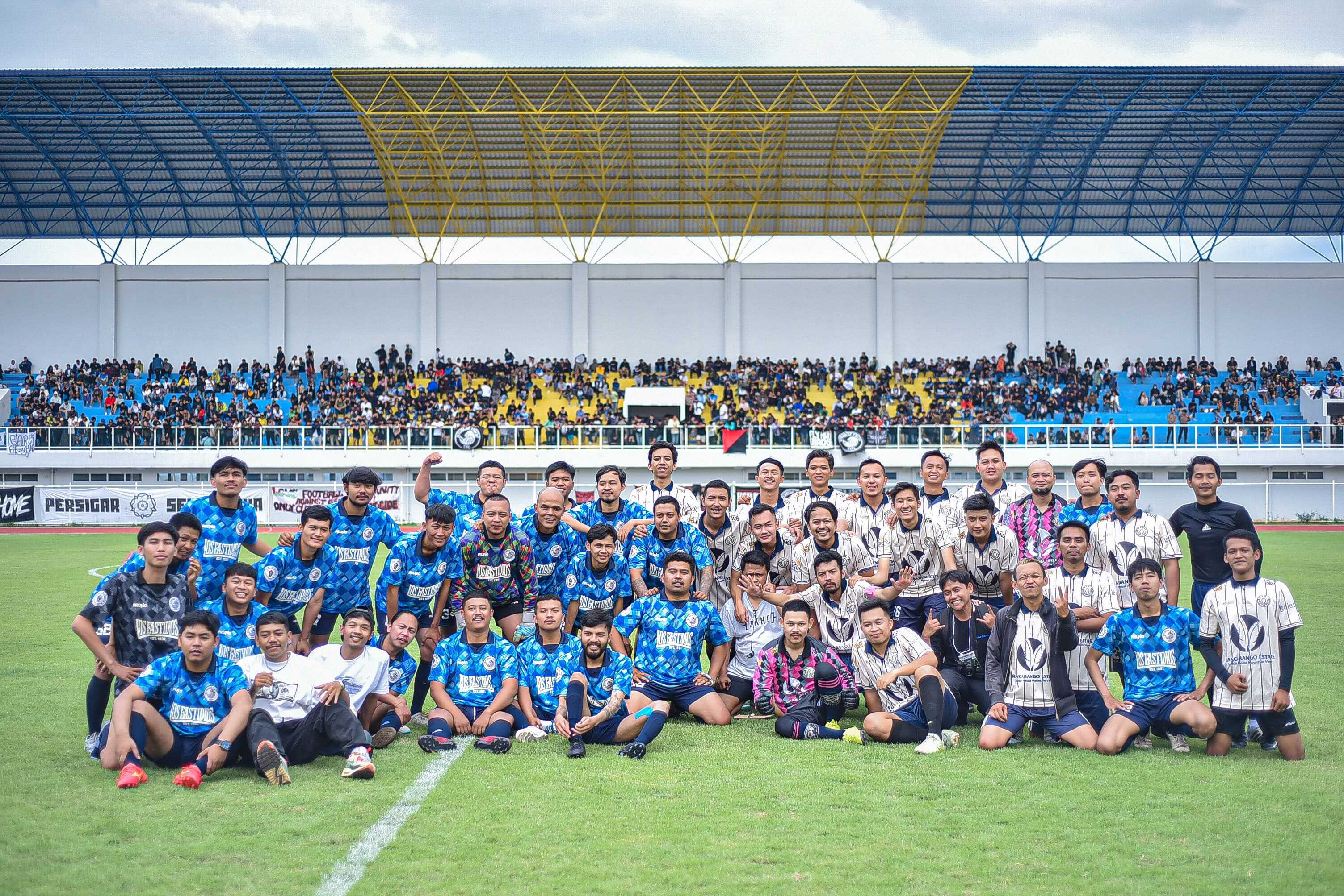 Bangkitkan Gairah Sepakbola Garut, Laga Persahabatan Persigar Sukses Digelar