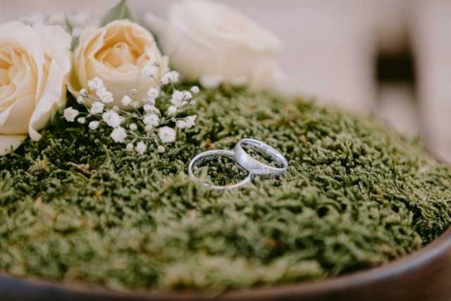 35 Ucapan Pernikahan Bahasa Sunda Lucu dan Menggelitik Beserta Terjemahannya