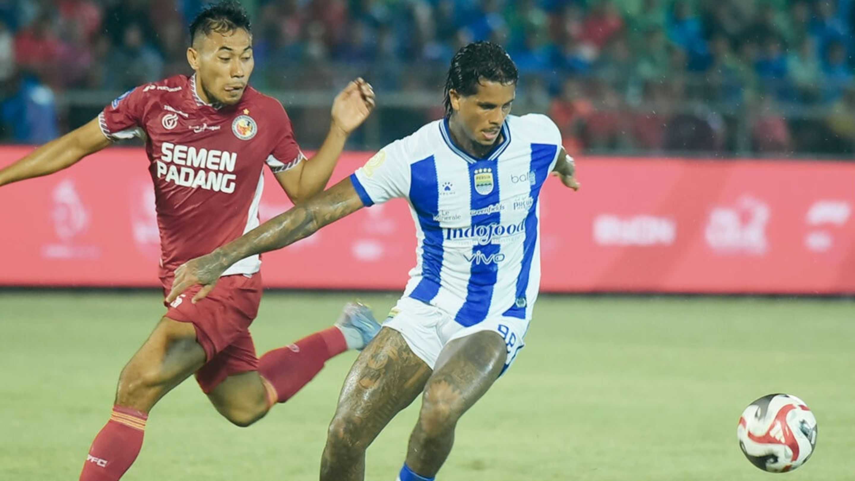 Dua Gol Ramon Tanque Antar Persib Bandung Kalahkan Semen Padang