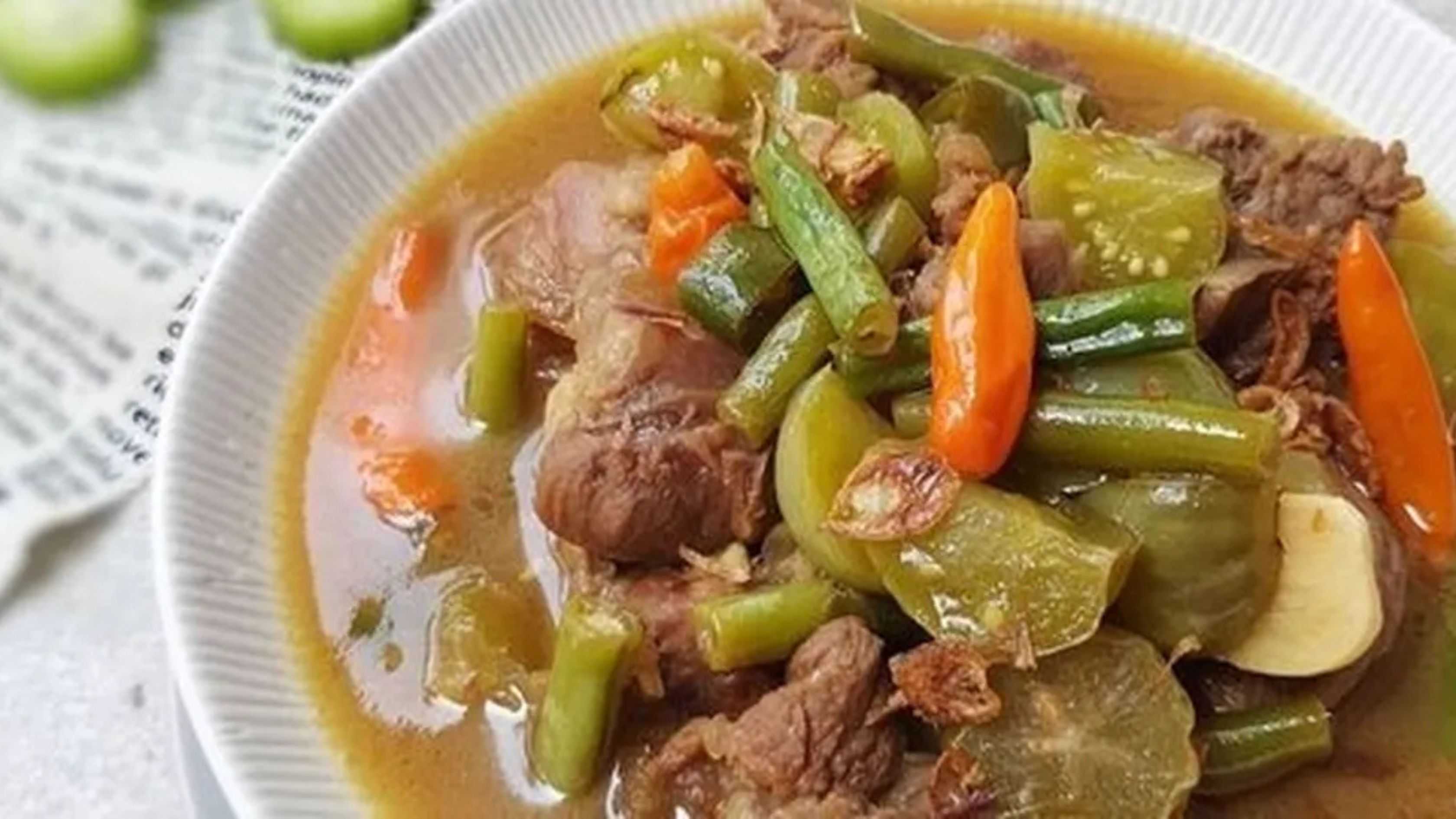 Bosan Dibakar? Coba Asem-asem Iga Kambing untuk Olahan Daging Kurban